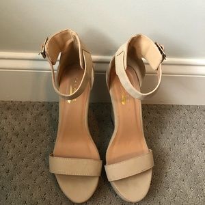 Glaze nude platform open toe heel w/ ankle strap
